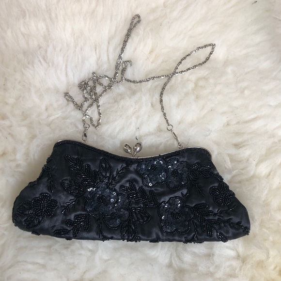 Vintage Hand Embroidered Crossbody Clutch - Picture 2 of 4